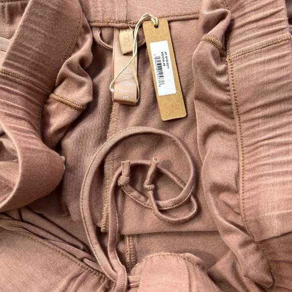 SKIMS Sleep Short Sienna Women 4X - Picture 7 of 11